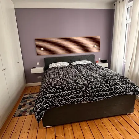 Ferienwohnung Nippesstr 17 In Ohligs