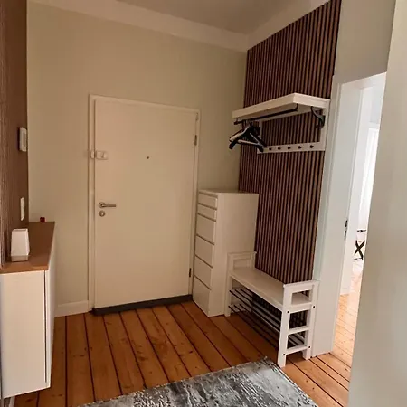 Ferienwohnung Nippesstr 17 In Ohligs